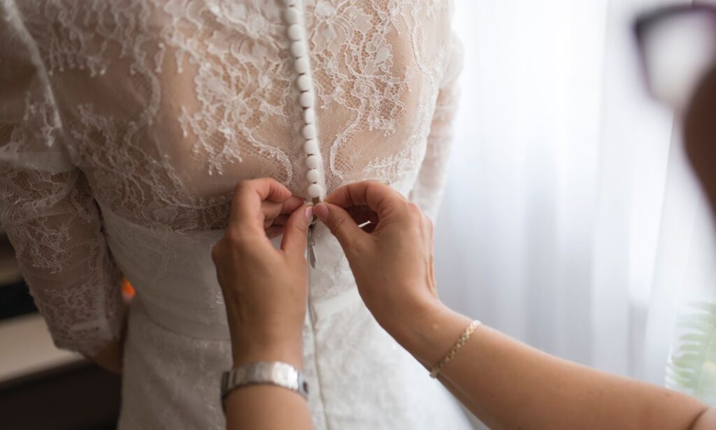 Know The Importance of Wedding Dress Dry Cleaning Service